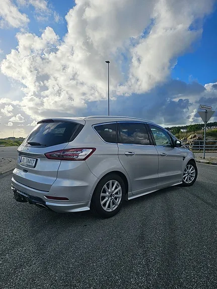 Ford S-Max 2016 photo 3