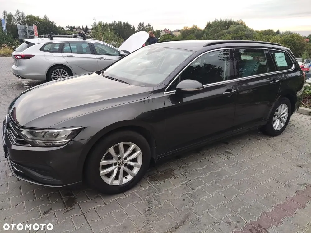 Volkswagen Passat 2020 photo 2