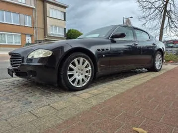 Maserati Quattroporte 2004 photo 2