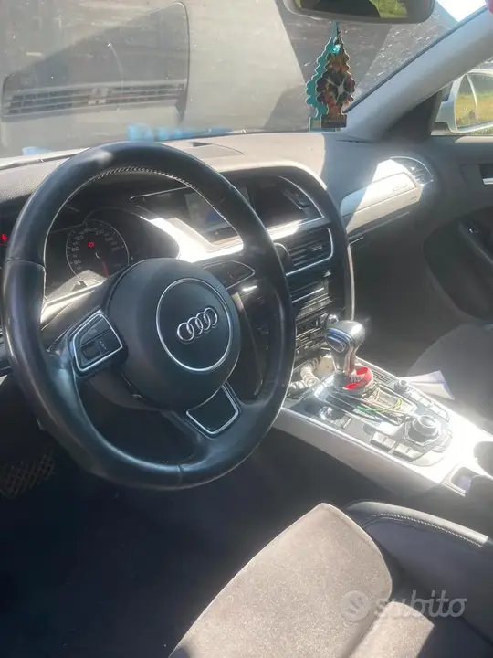 Audi A4 2015 photo 4