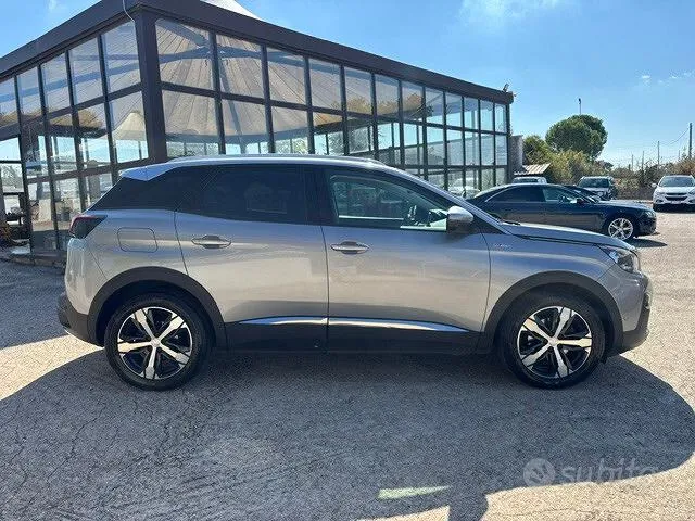 Peugeot 3008 2018 photo 4