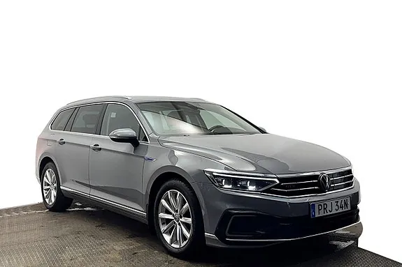 Volkswagen Passat 2023 photo 4