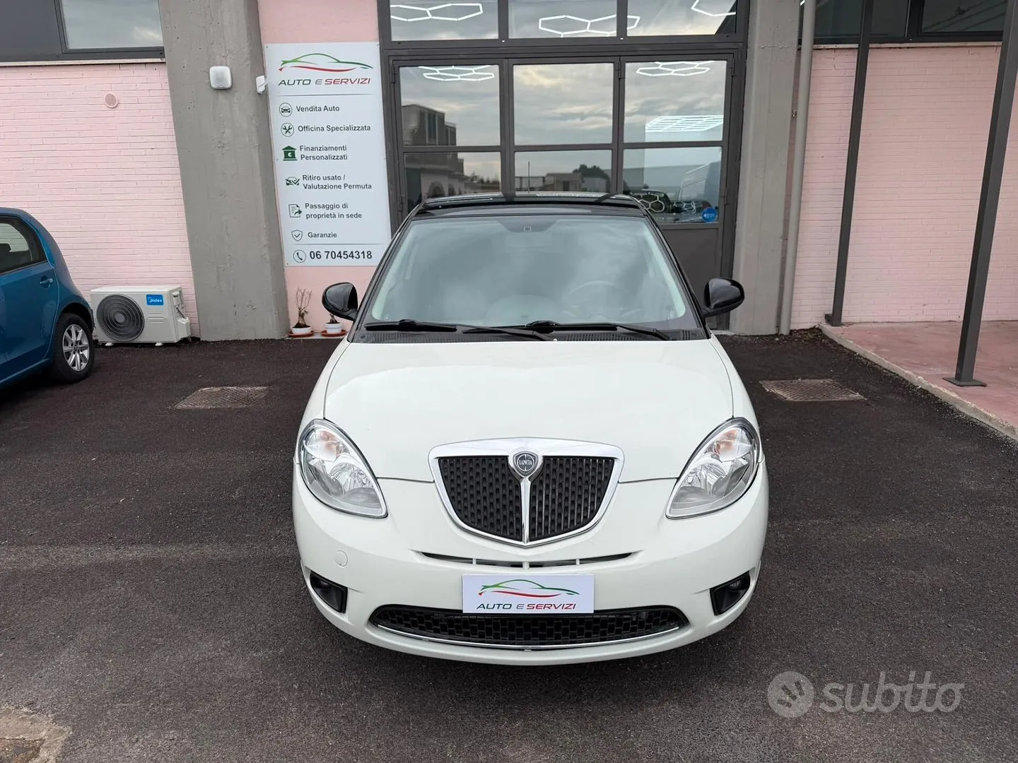 Lancia Ypsilon