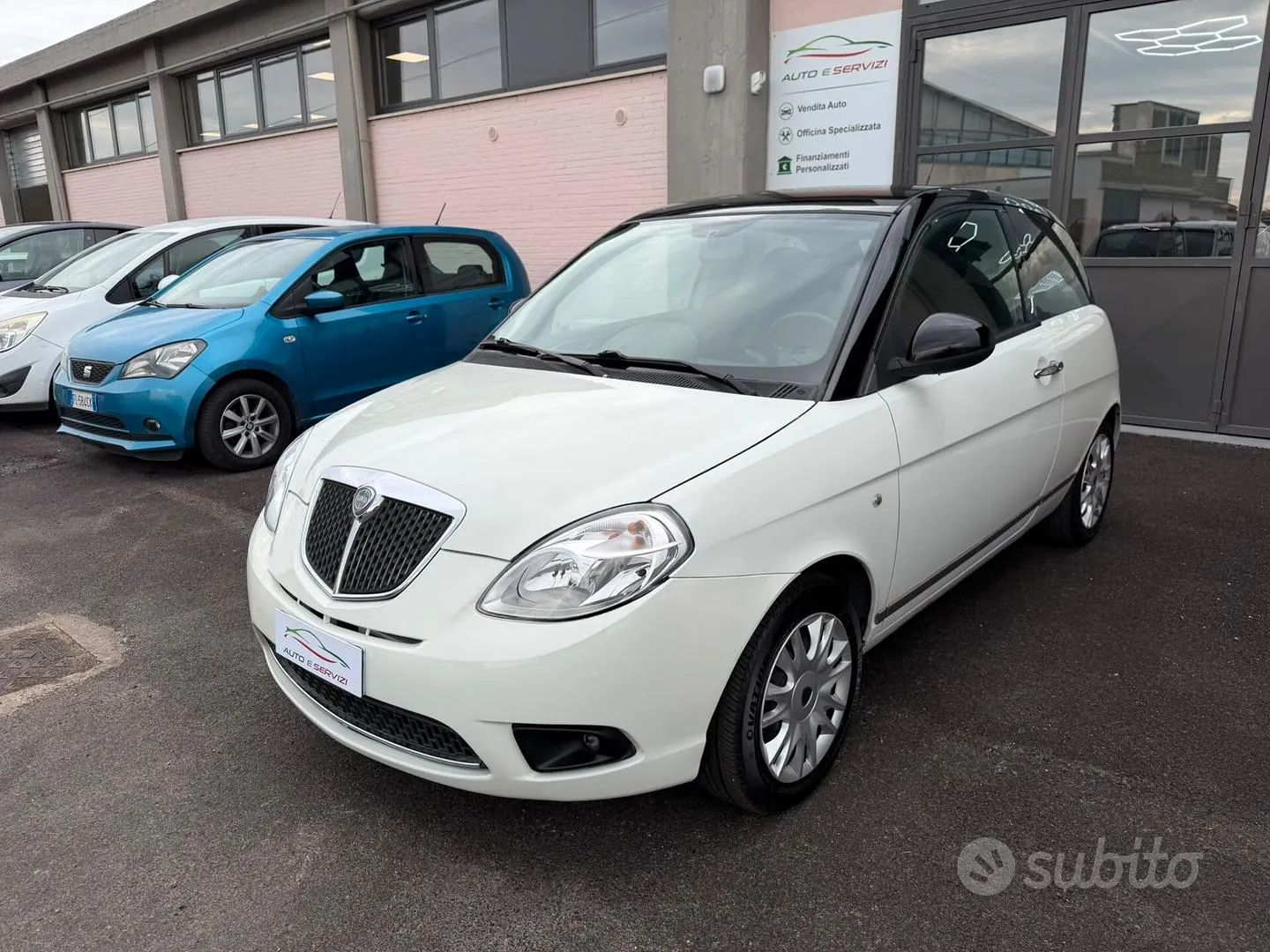Lancia Ypsilon 2010 photo 2