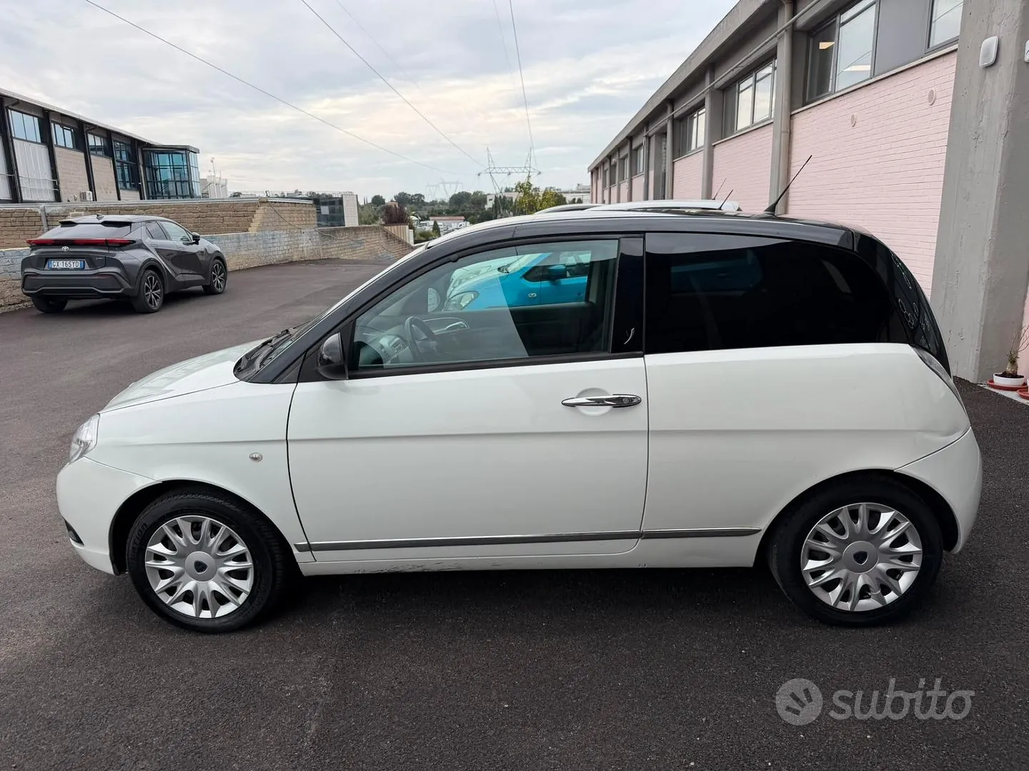 Lancia Ypsilon 2010 photo 3