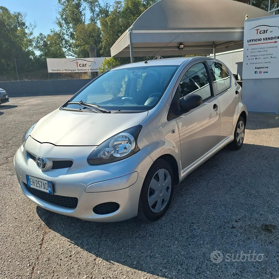 Toyota Aygo 2011 photo 3