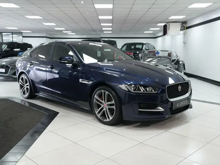 Jaguar Xe