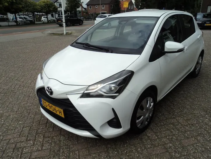 Toyota Yaris 2019 photo 3