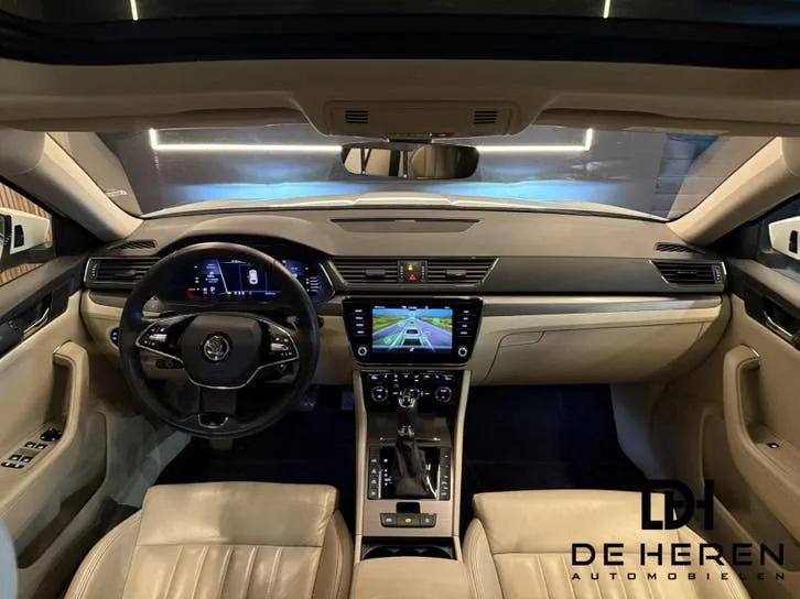 Skoda Superb 2020 photo 3