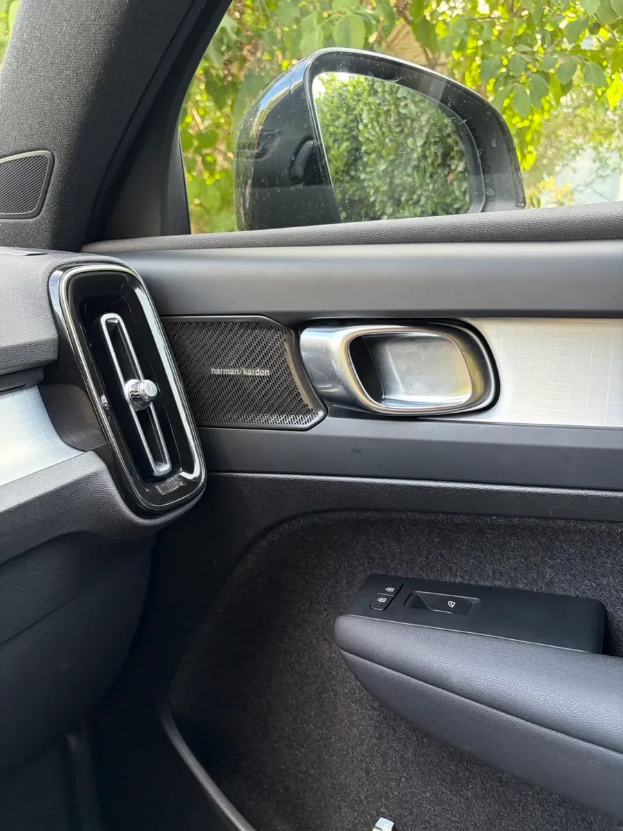 Volvo Xc40 2024 photo 3