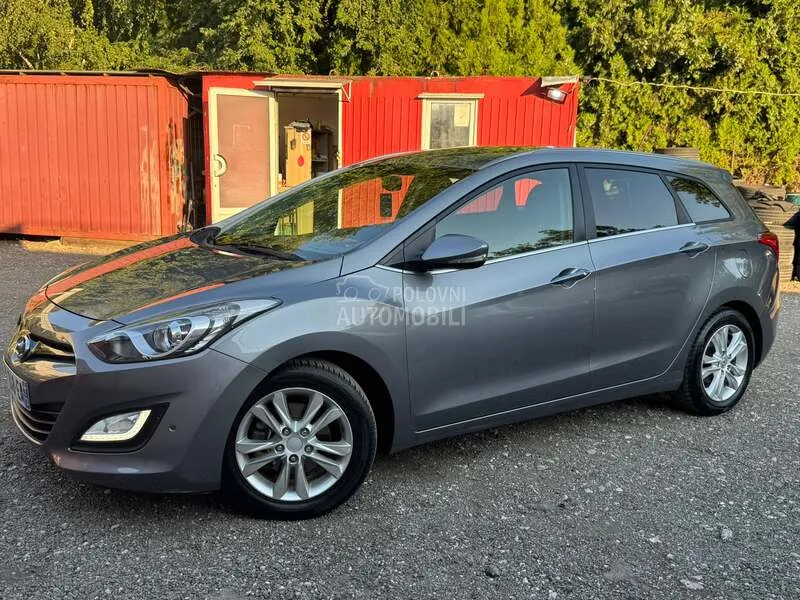 Hyundai I30 2013 photo 2