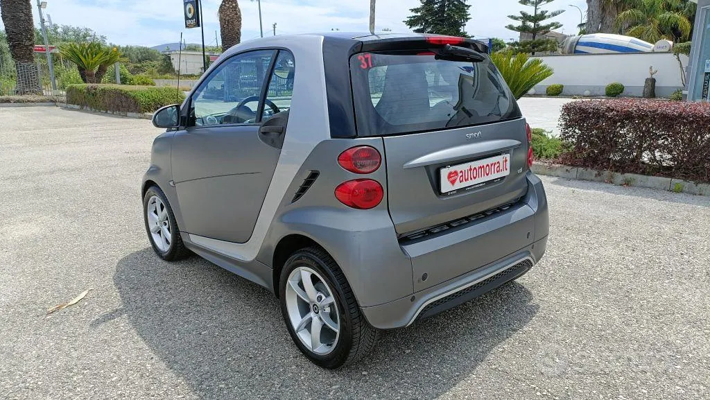 Smart Fortwo 2012 photo 4
