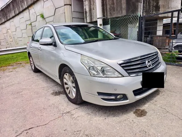 Nissan Teana