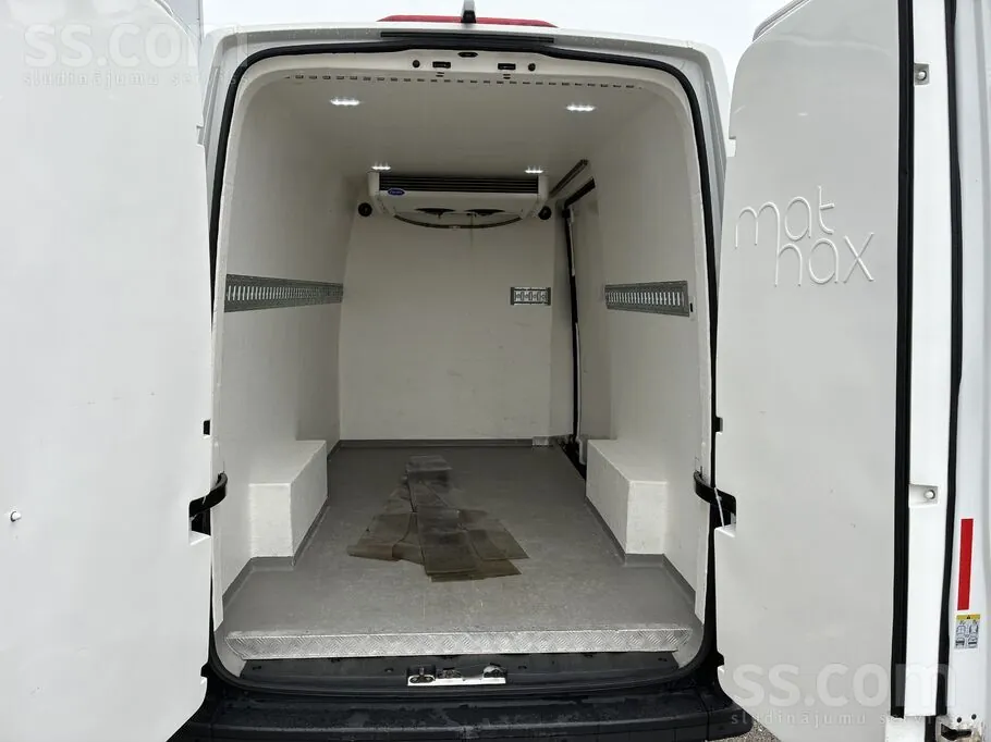Volkswagen Crafter 2022 photo 5