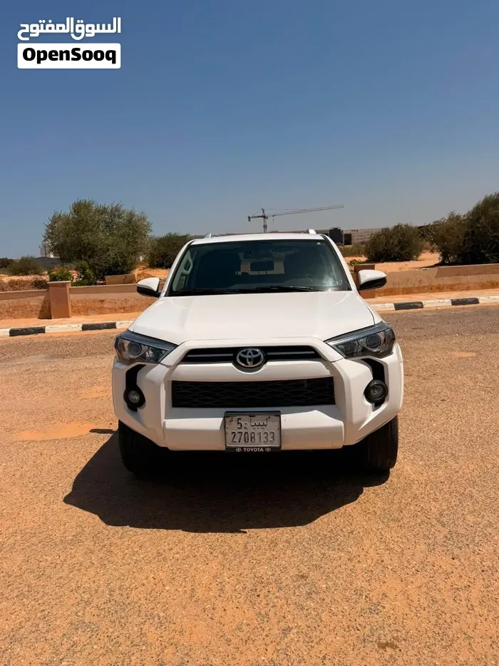 Toyota 4 Runner 2016 photo 3