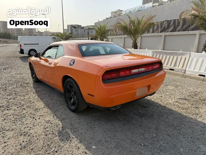 Dodge Challenger 2012 photo 3