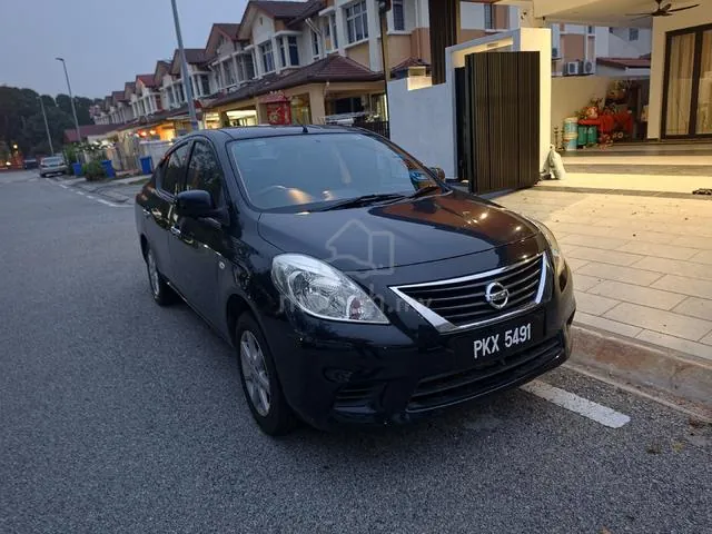 Nissan Almera