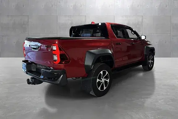 Toyota Hilux 2025 photo 5
