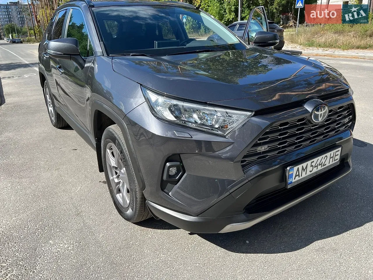 Toyota Rav4 2022 photo 3