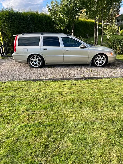 Volvo V70 2007 photo 2