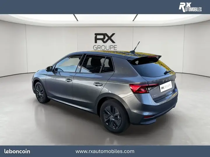Skoda Fabia 2022 photo 3