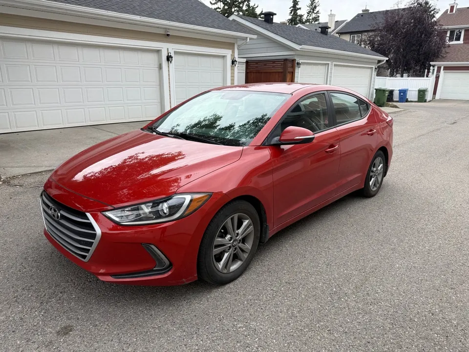 Hyundai Elantra 2018 photo 2