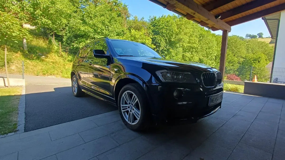 BMW X3 2014 photo 2