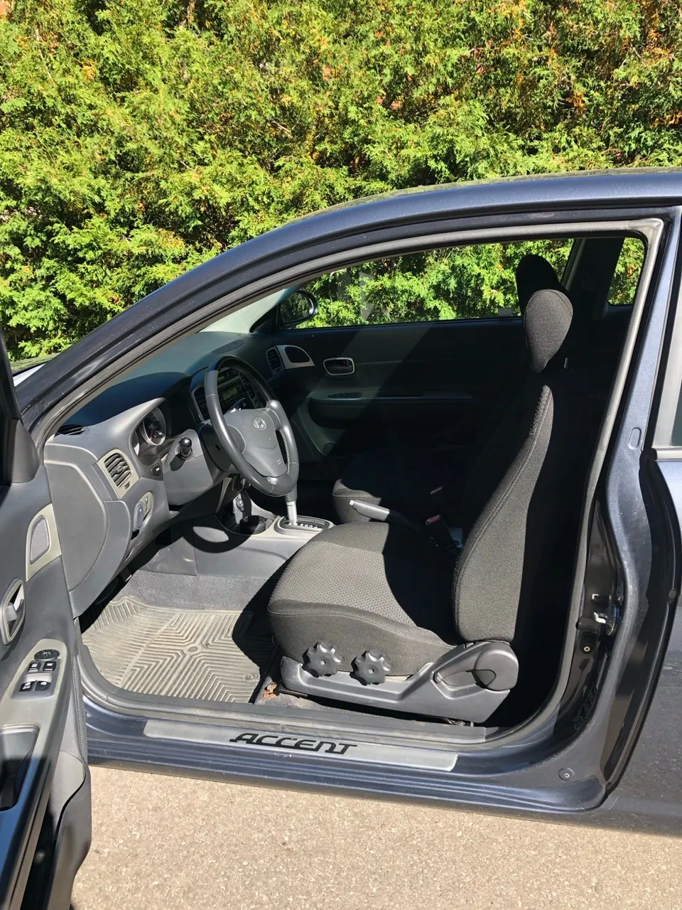 Hyundai Accent 2008 photo 3