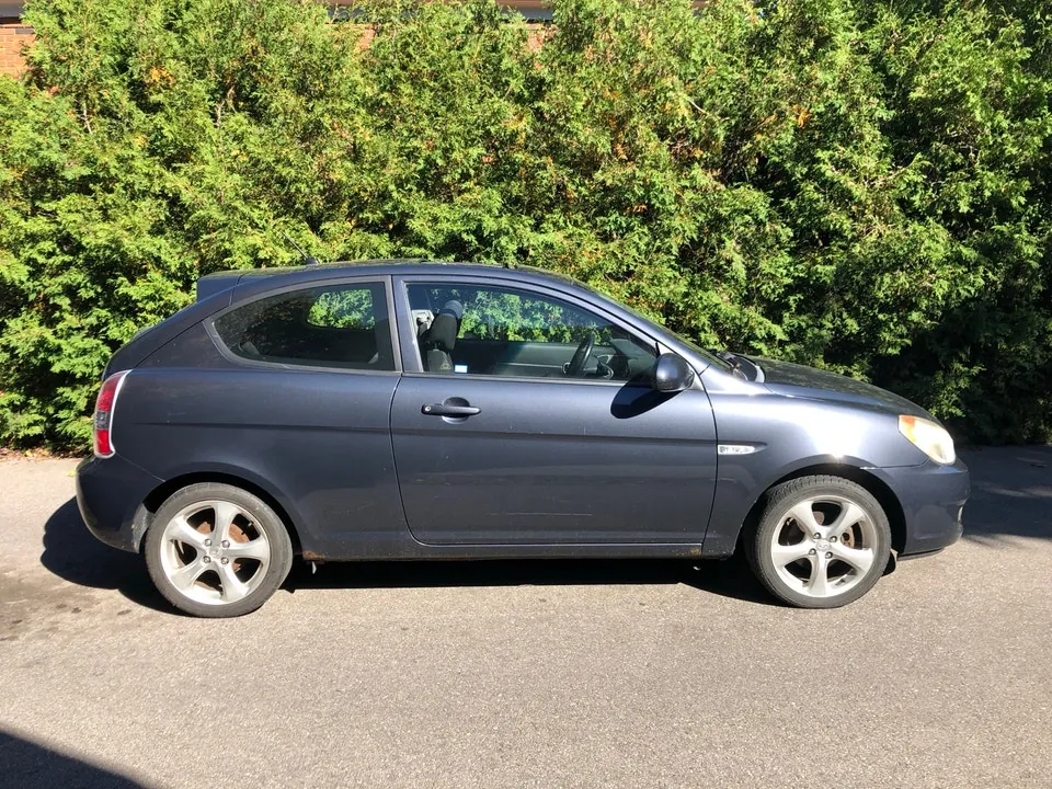 Hyundai Accent 2008 photo 2