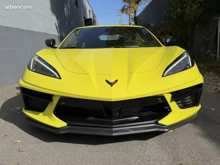 Chevrolet Corvette 2021 photo 2