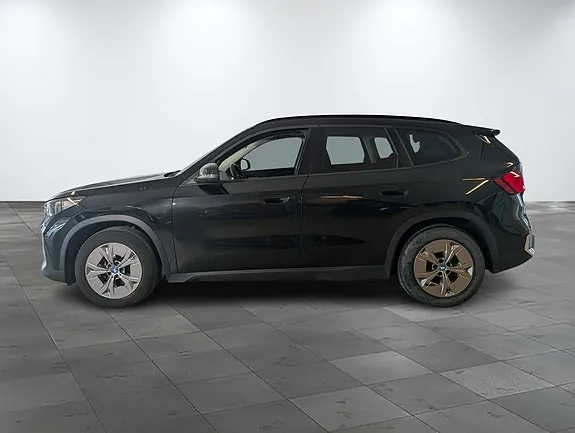 BMW Ix1 2023 photo 2