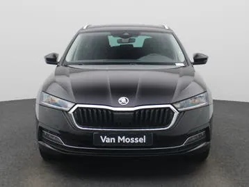 Skoda Octavia 2021 photo 3