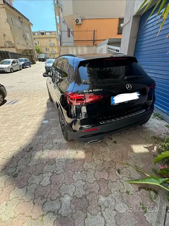 Mercedes-Benz Gla 2024 photo 4