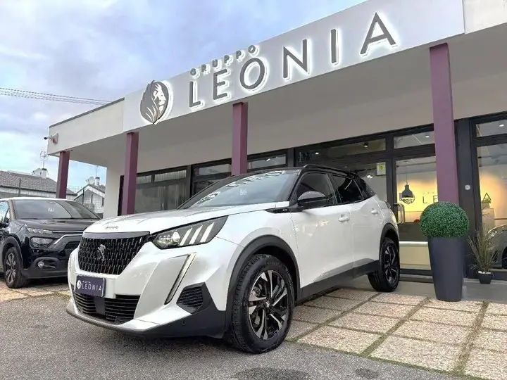 Peugeot 2008 2023 photo 3
