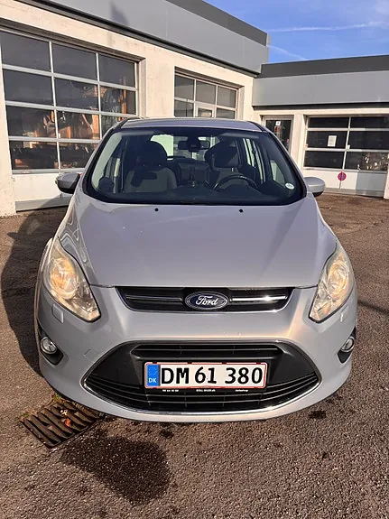Ford Grand C-Max 2011 photo 2