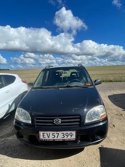 Suzuki Ignis 2002 photo 3