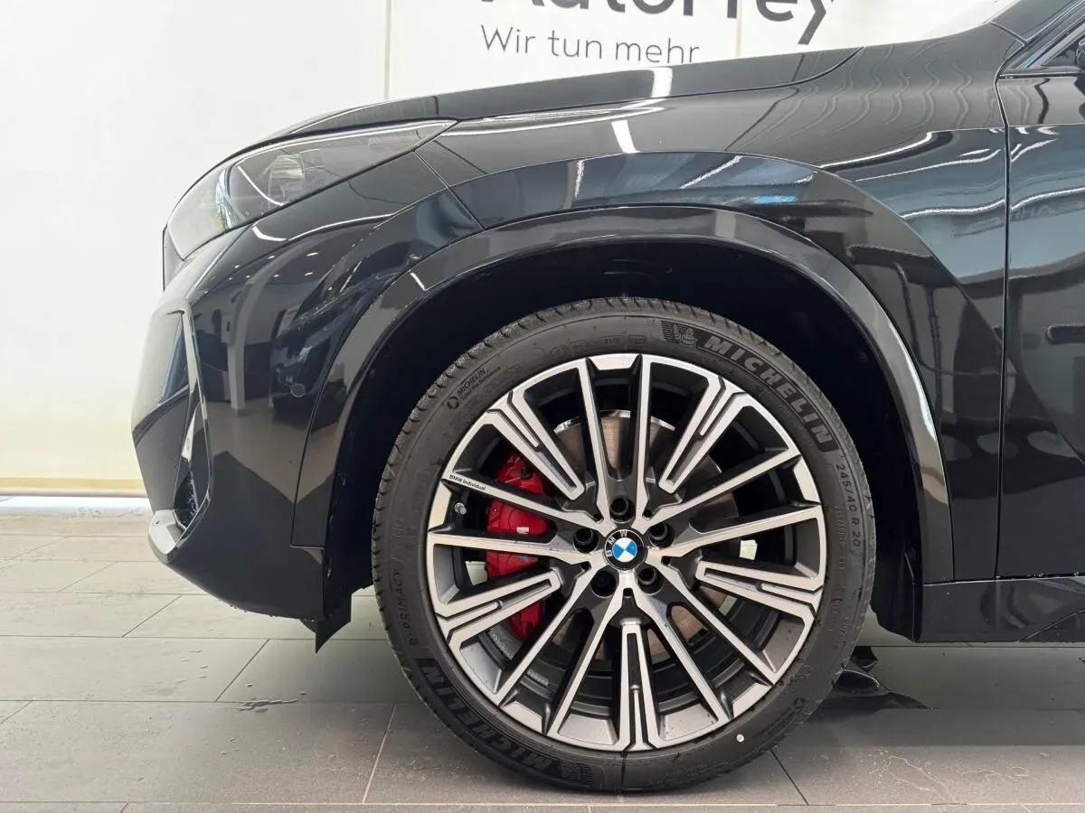 BMW X1 photo 2
