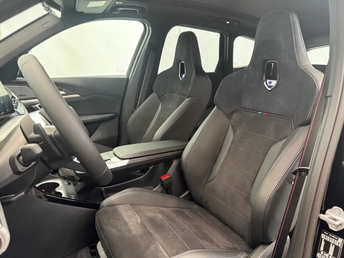 BMW X1 photo 3