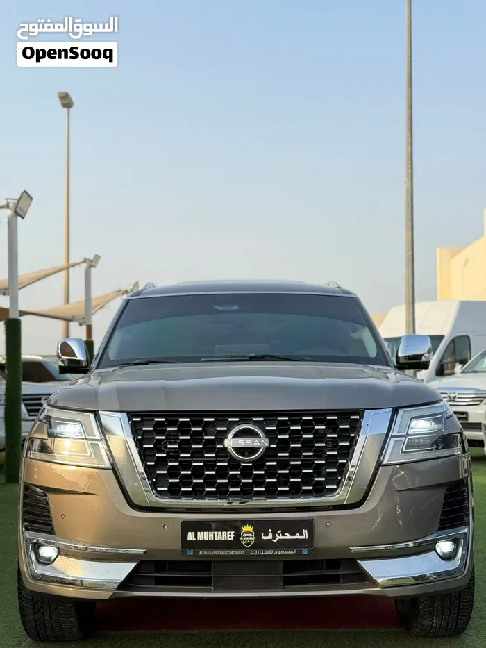 Nissan Patrol 2015 photo 2