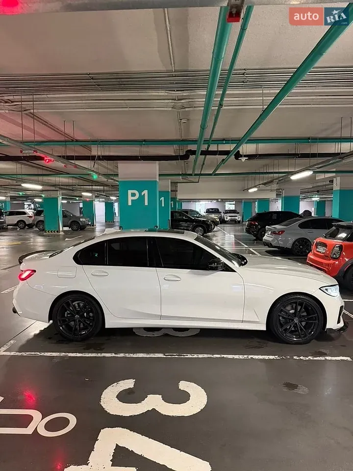 BMW 3 Series 2020 photo 4