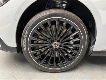 Mercedes-Benz Eqe photo 2