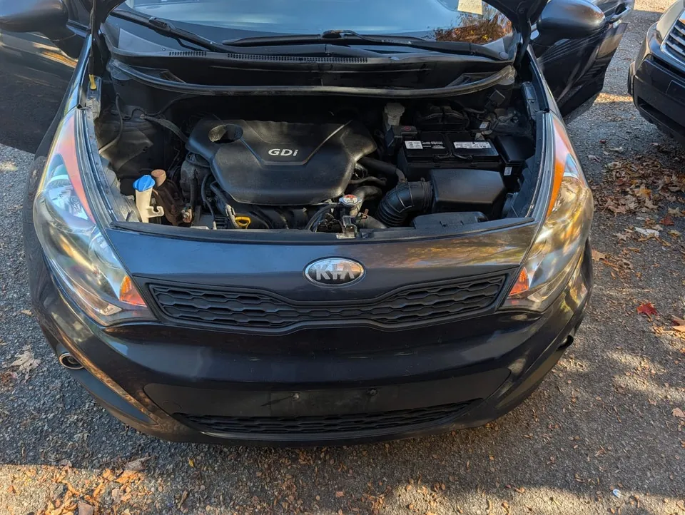 Kia Rio 2013 photo 5