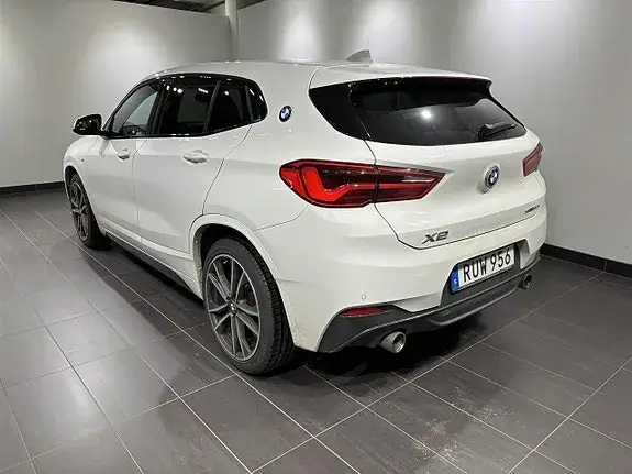 BMW X2 2018 photo 2