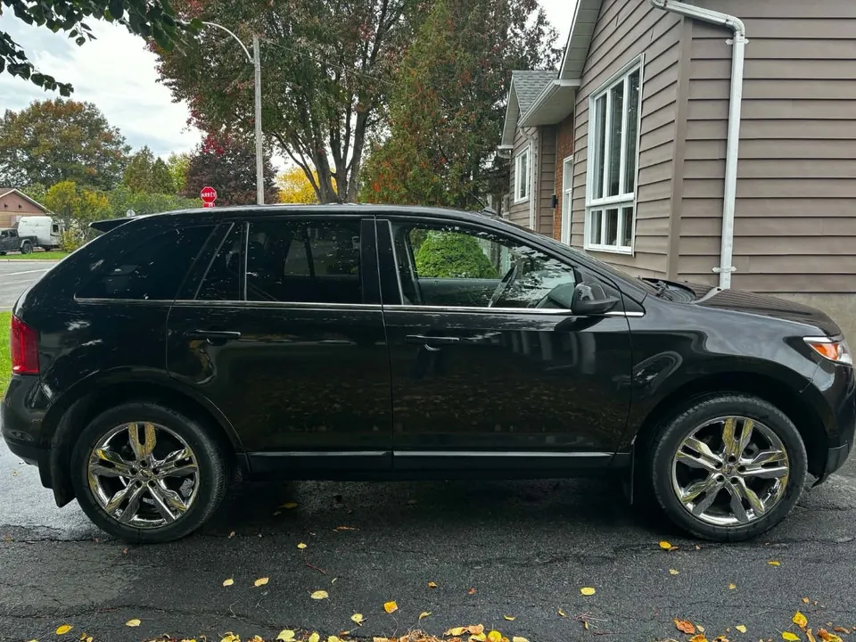 Ford Edge 2011 photo 2
