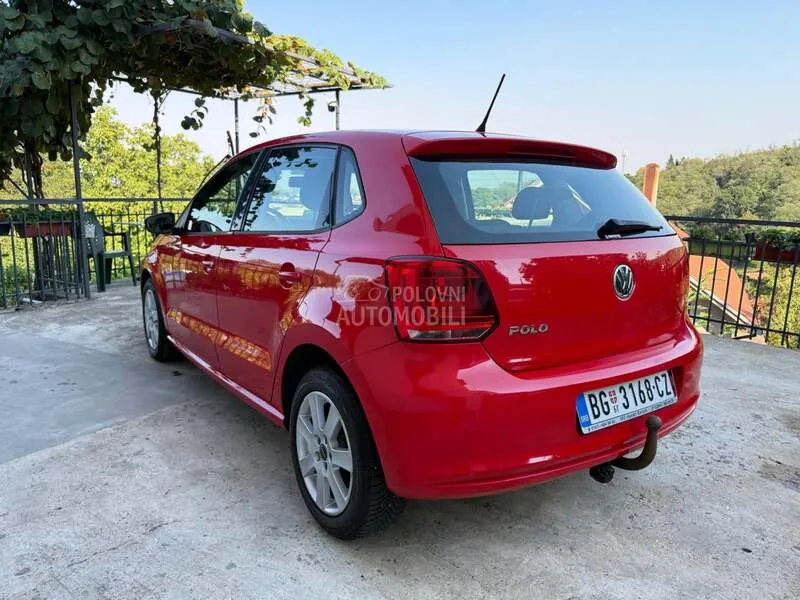 Volkswagen Polo 2010 photo 5