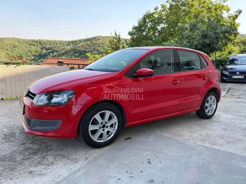 Volkswagen Polo 2010 photo 3