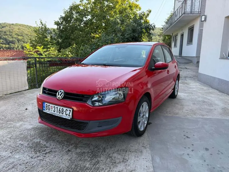 Volkswagen Polo 2010 photo 2