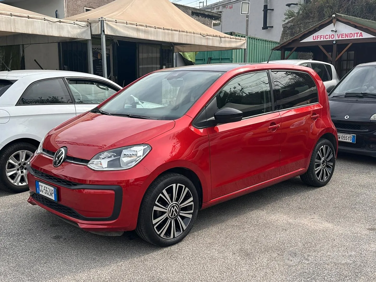 Volkswagen Up 2021 photo 2