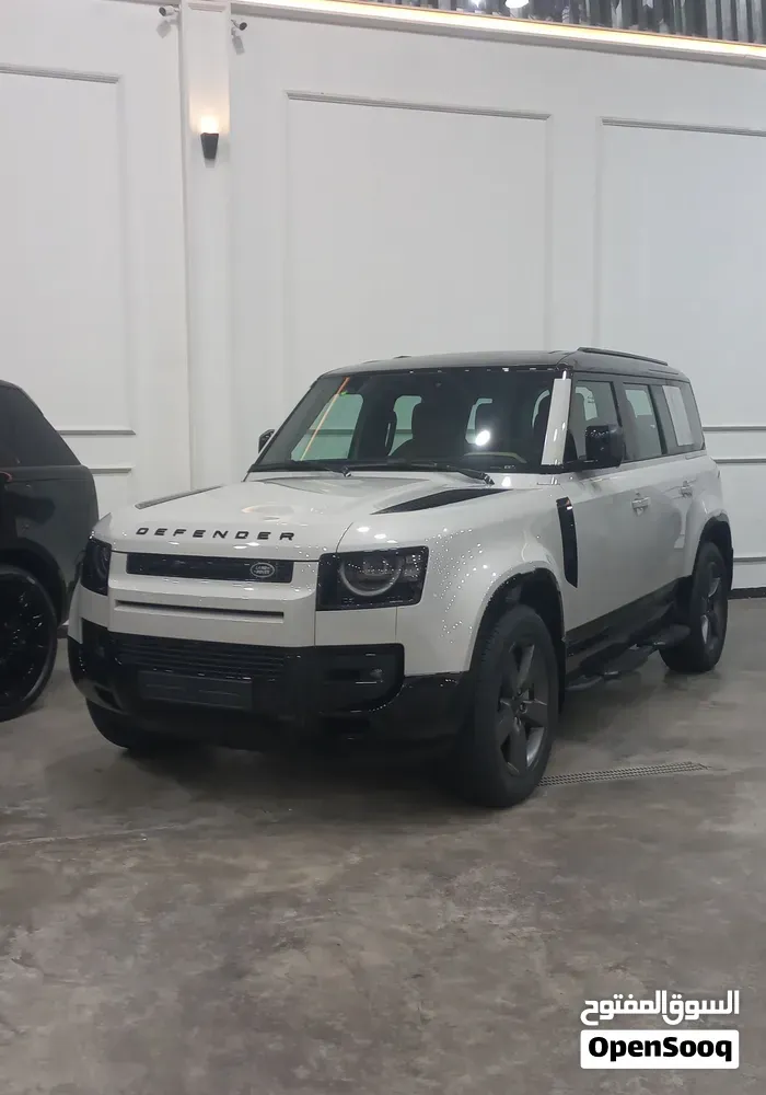 Land Rover Defender 2026 photo 2