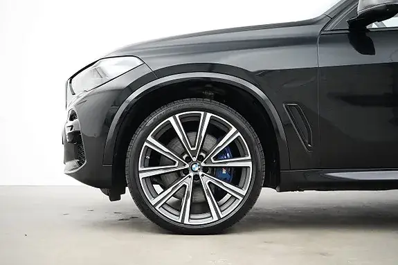 BMW X5 2023 photo 2